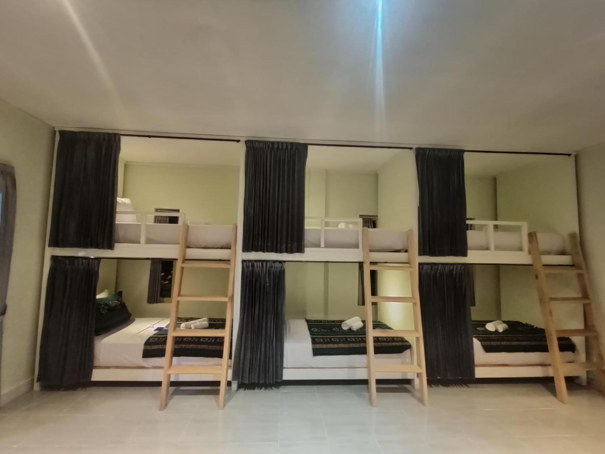 Hostel Bed On The Kuta (Lombok)